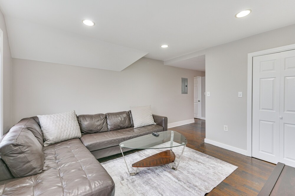 photo 1 of Pet-friendly Malden Apartment: 7 Mi to Boston!