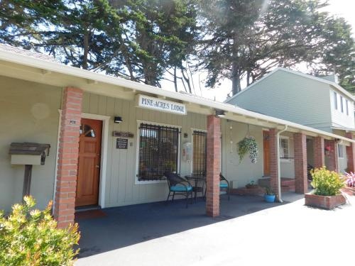 photo 1 of Pine Acres Lodge