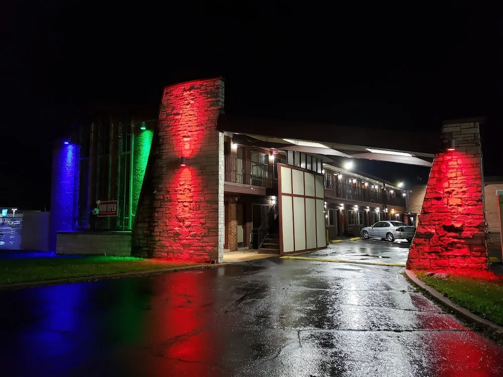 photo 1 of Welcome Inn & Suites - Lyons