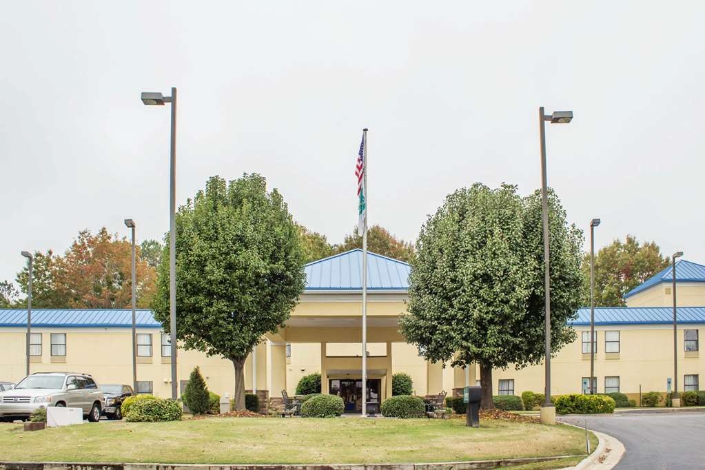 photo 1 of Quality Inn