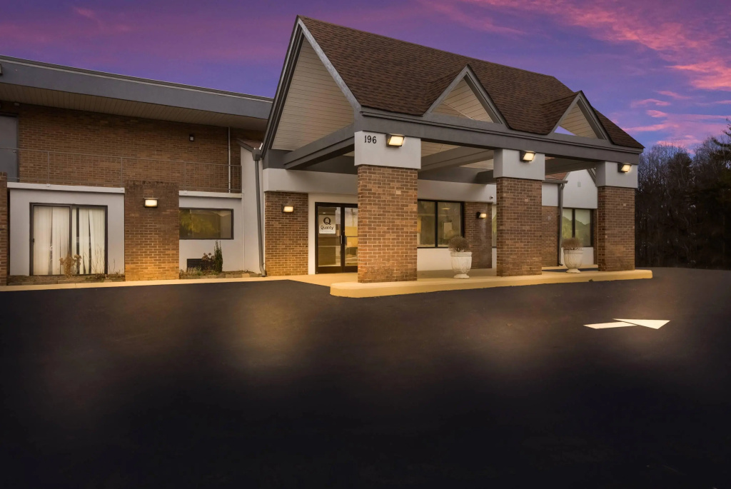 photo 1 of Quality Inn Asheville Airport