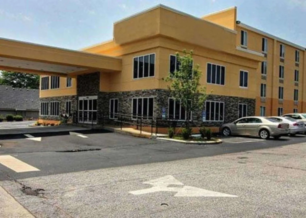 photo 1 of Quality Inn & Suites