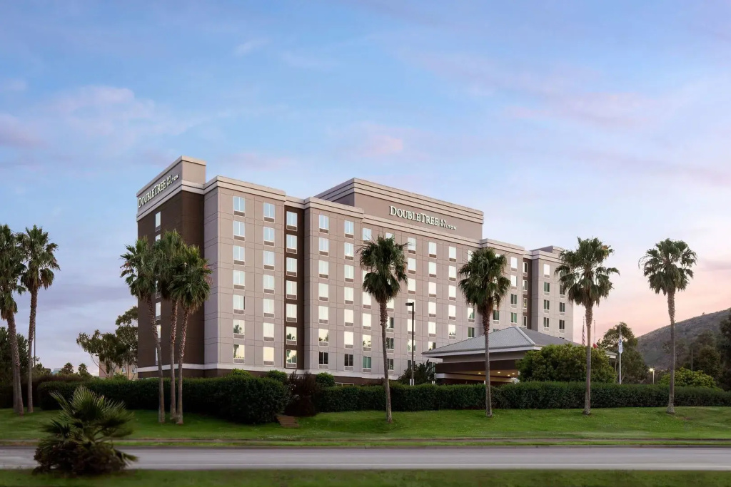 photo 1 of DoubleTree by Hilton San Francisco Airport North Bayfront