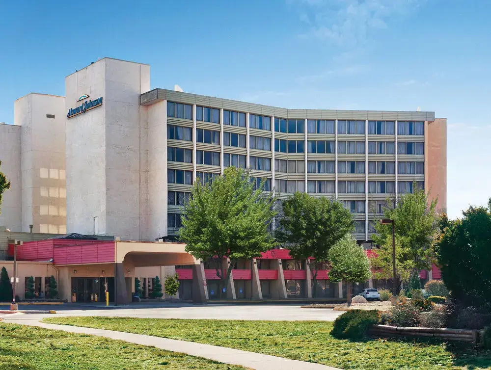 photo 1 of Ramada Kansas City Hotel And C
