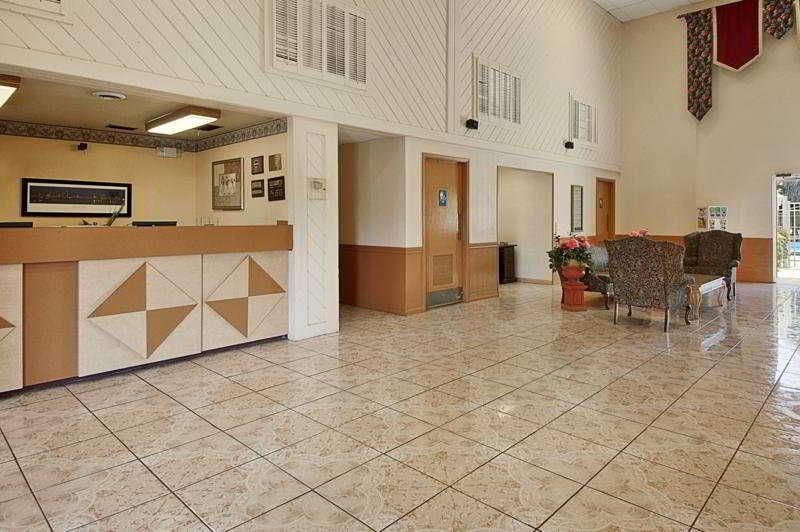 photo 1 of Econo Lodge Jacksonville South FL