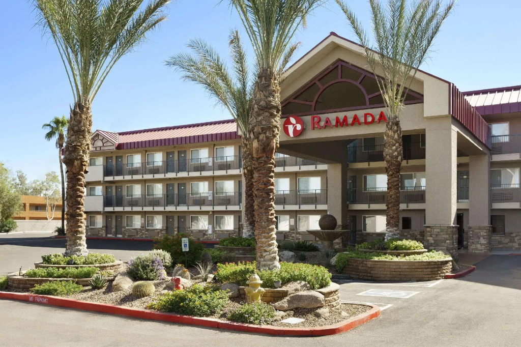 photo 1 of Infinity Inn & Suites