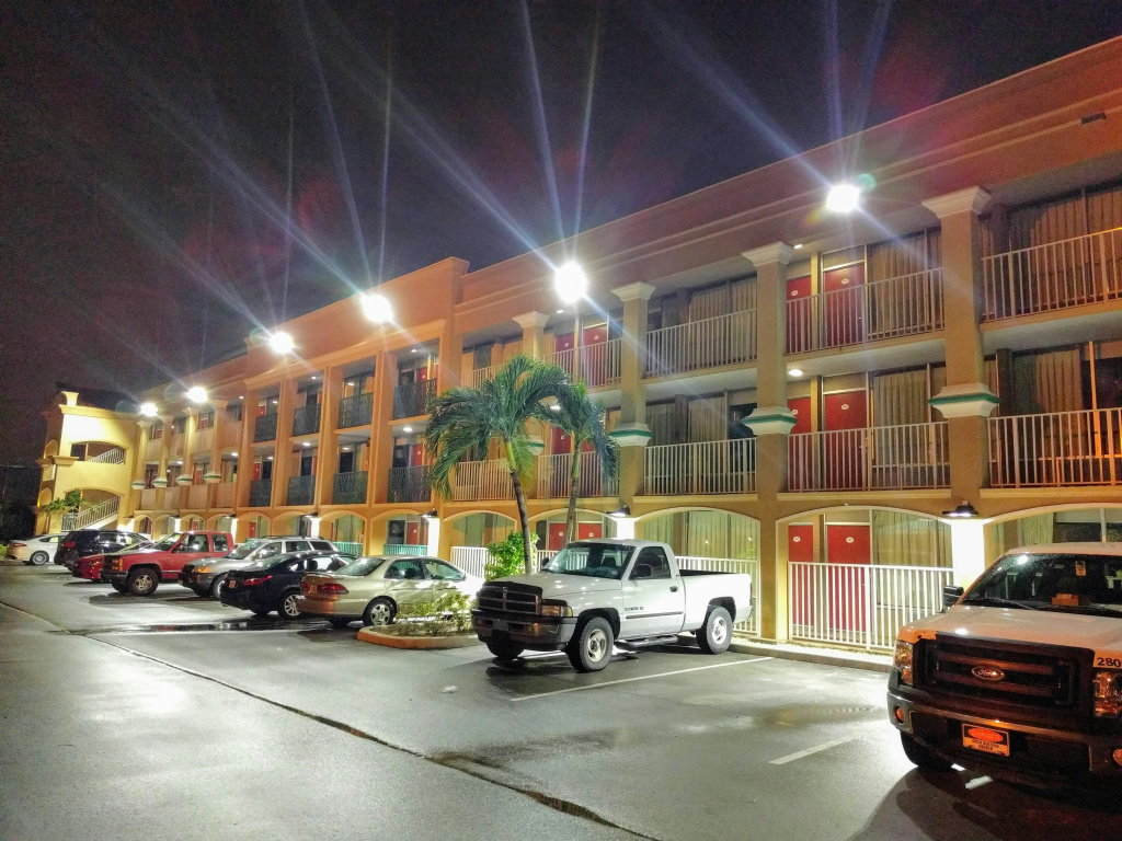 photo 1 of Red Carpet Inn Airport and Cruise Port Hotel Fort Lauderdale