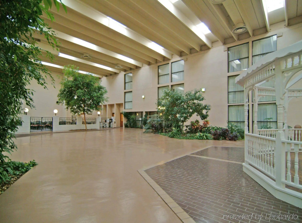 photo 1 of Red Lion Hotel Farmington