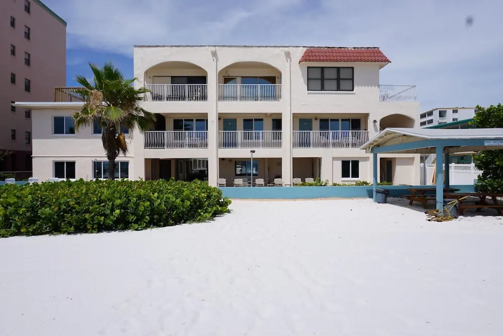 photo 1 of Redington Surf Resort