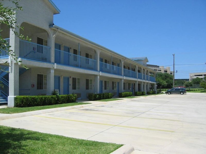 photo 1 of Regency Inn and Suites San Antonio