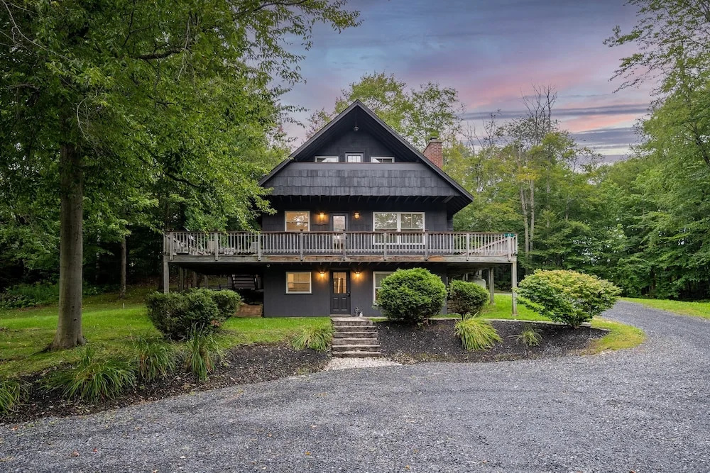 photo 1 of Renovated! Double Dipper: Upper And Lower Level Of Duplex Ski Home At Killington 7 Bedroom Home