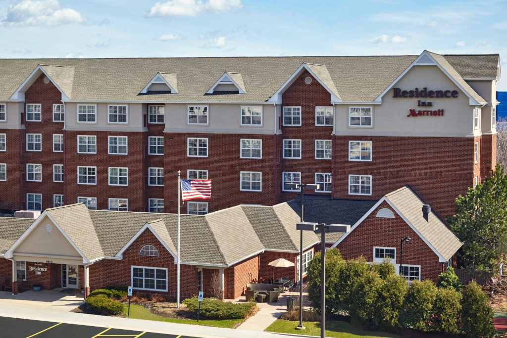 photo 1 of Residence Inn by Marriott Chicago Schaumburg/Woodfield Mall