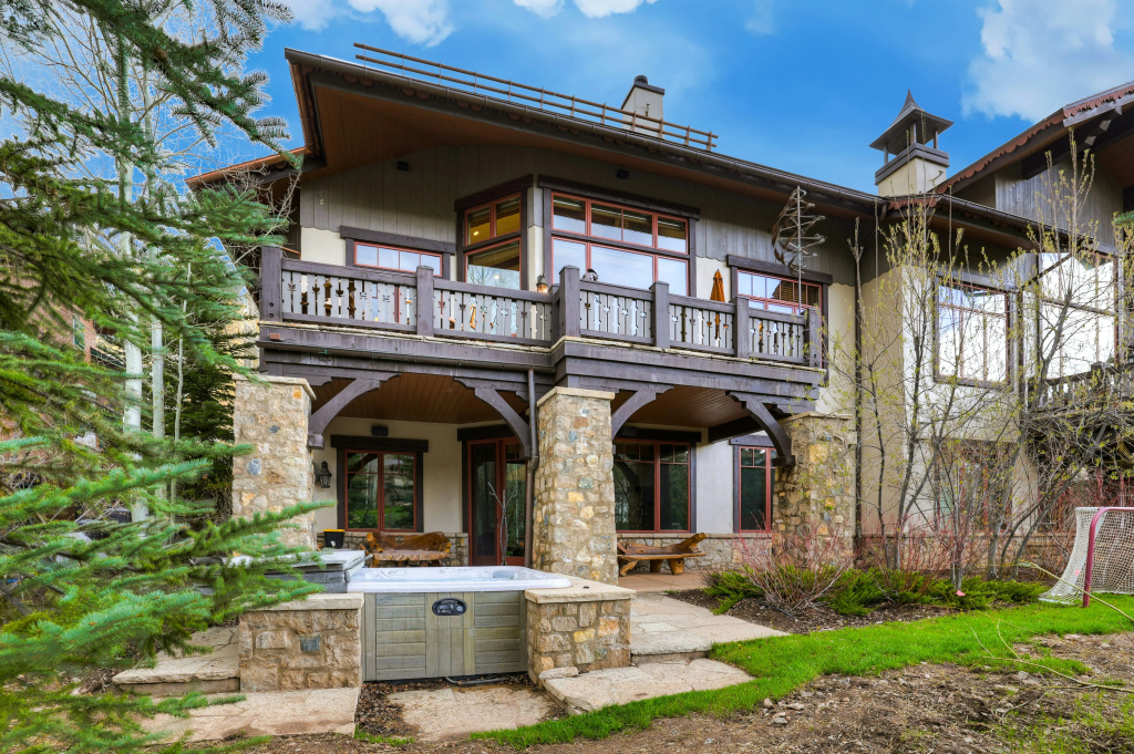 photo 1 of Vail Resorts Legendary Lodging at Ritz-Carlton Residences