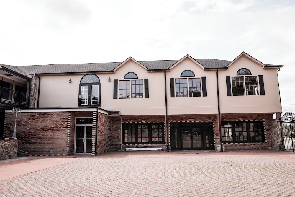 photo 1 of Riverside Inn and Suites Danville Virginia