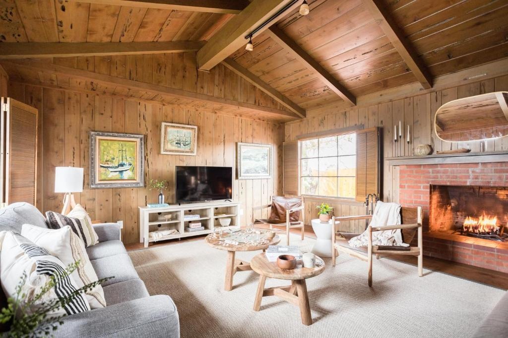 photo 1 of Robin - Retro Cabin w Spacious Backyard in Beautiful Encinitas