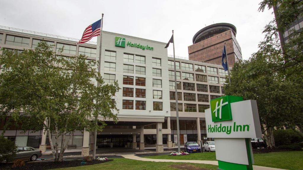 photo 1 of Wyndham Rochester Downtown