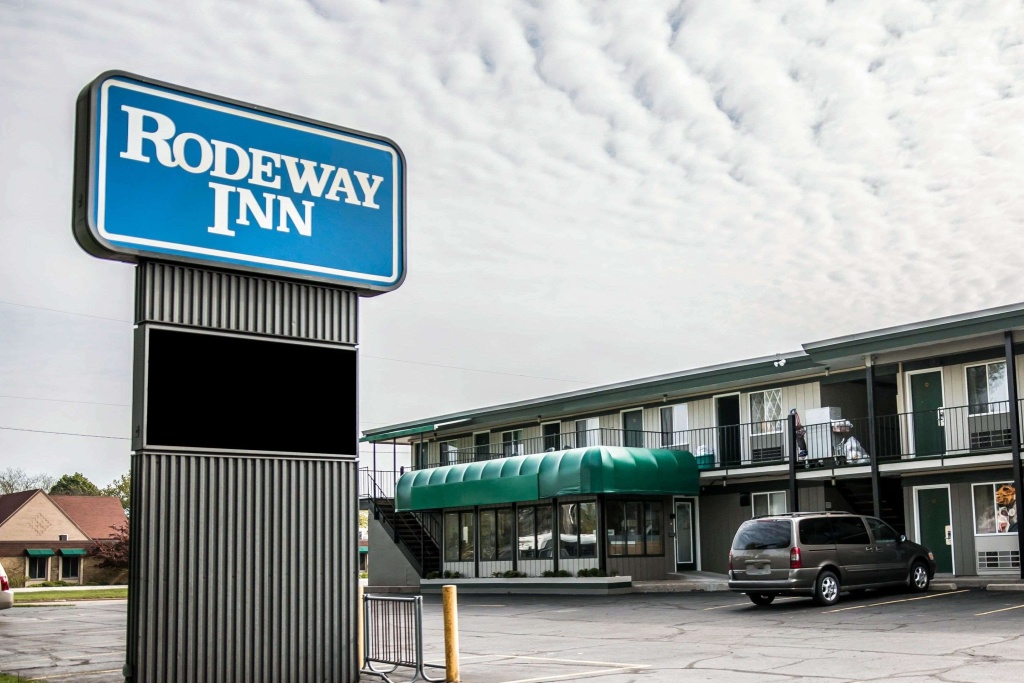 photo 1 of Rodeway Inn Grand Haven