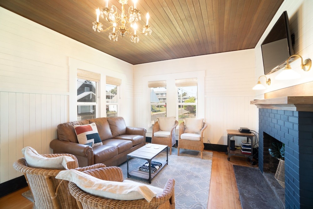 photo 1 of Salt House - 2 Br Home