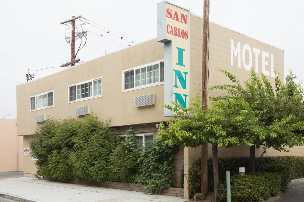 photo 1 of San Carlos Inn