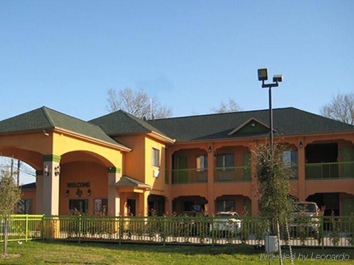 photo 1 of Scottish Inns Suites