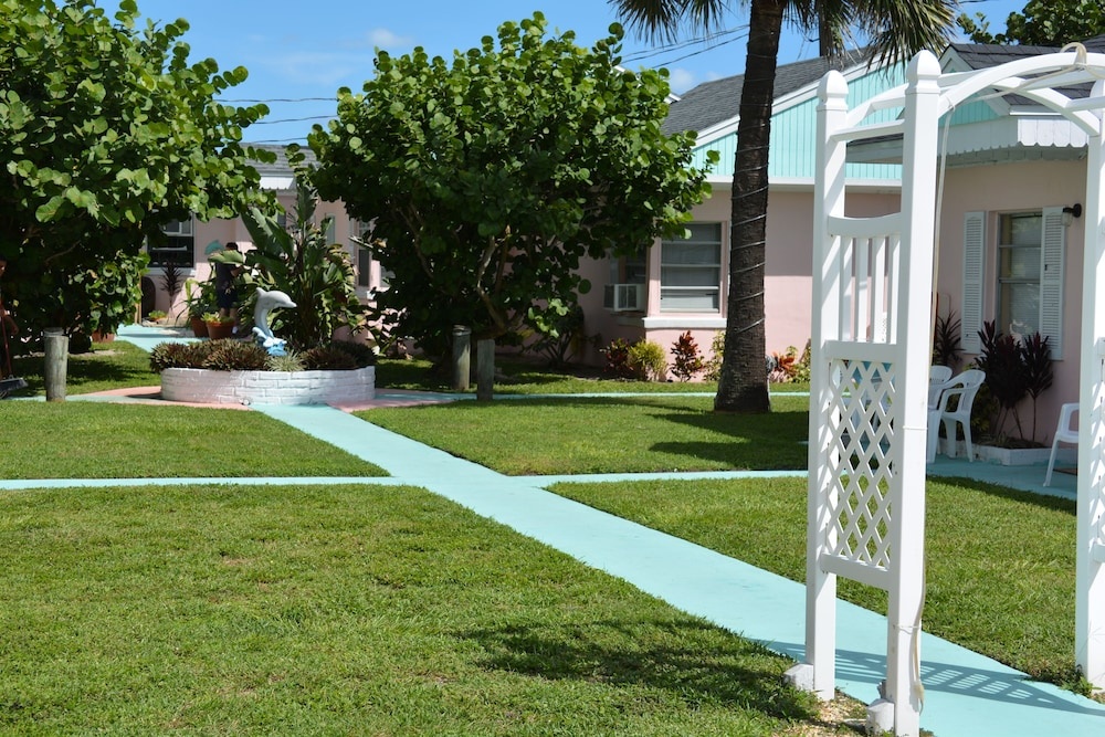photo 1 of Sea Scape Motel & Apartments