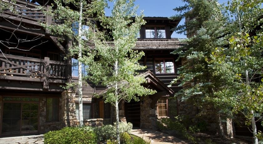 photo 1 of Settlers Lodge 203ST