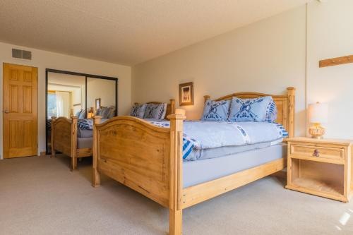 photo 1 of SH402 Summit House by RedAwning