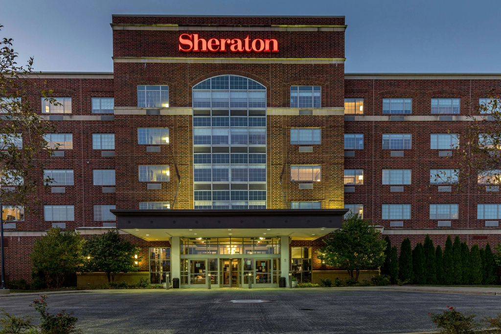 photo 1 of Sheraton Chicago Northbrook Hotel