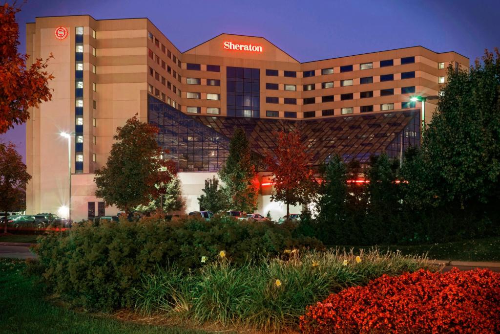 photo 1 of Sheraton Detroit Metro Airport