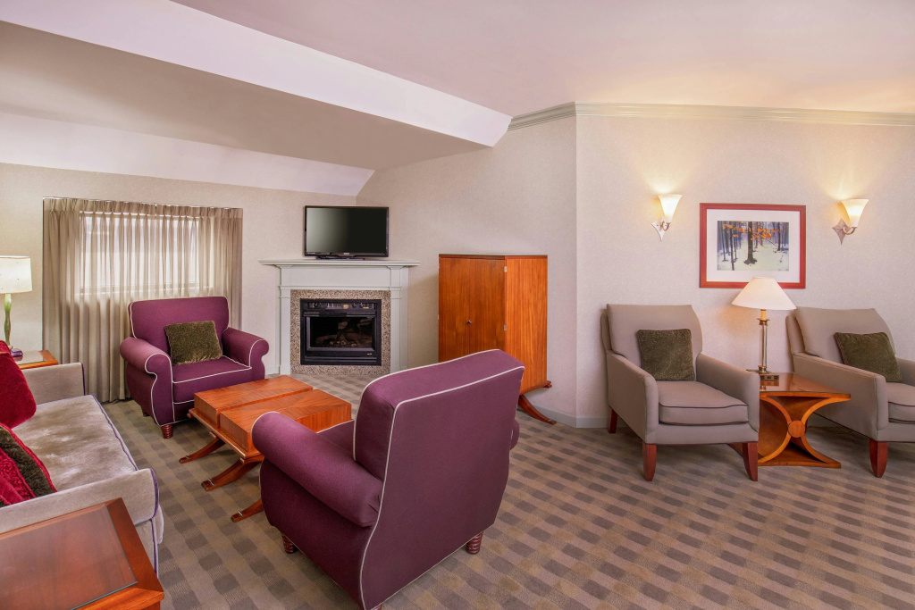 photo 1 of Sheraton Springfield Monarch Place Hotel