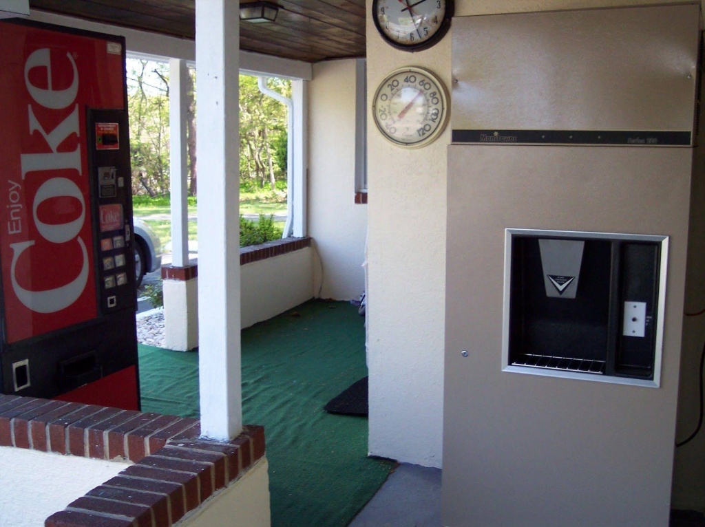 photo 1 of Shore Hills Motel