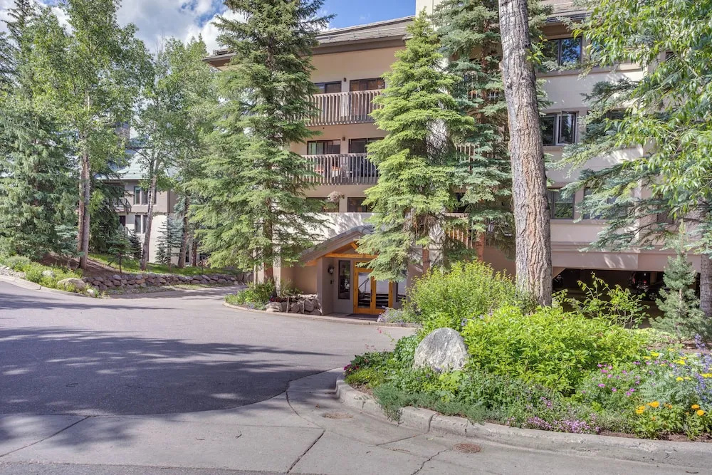 photo 1 of Ski-in/ski-out Beaver Creek Condo Near Trails