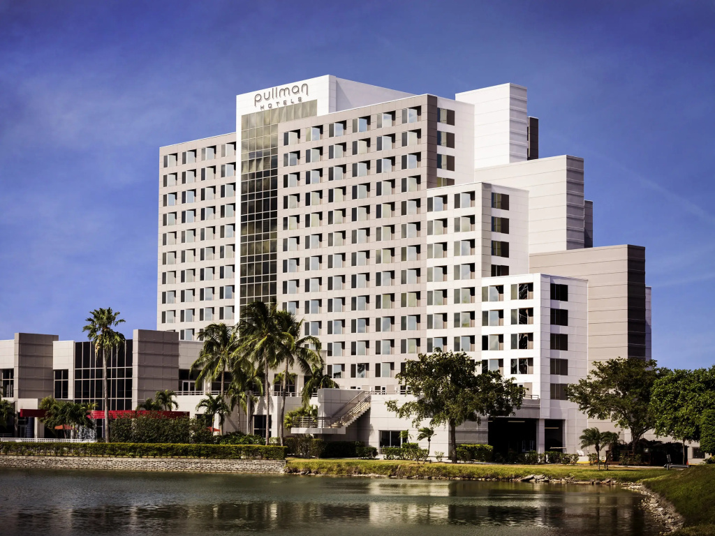 photo 1 of Pullman Miami Airport