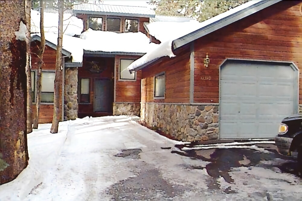 photo 1 of Spacious Home on Donner Golf Course - 3 Br Condo