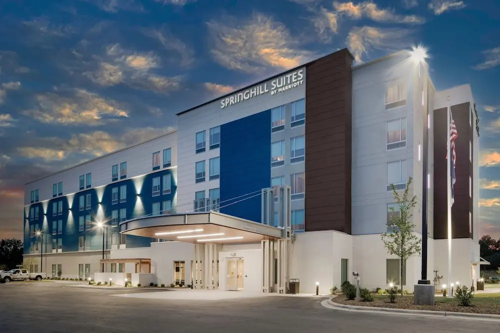 photo 1 of SpringHill Suites Charlotte Airport Lake Pointe