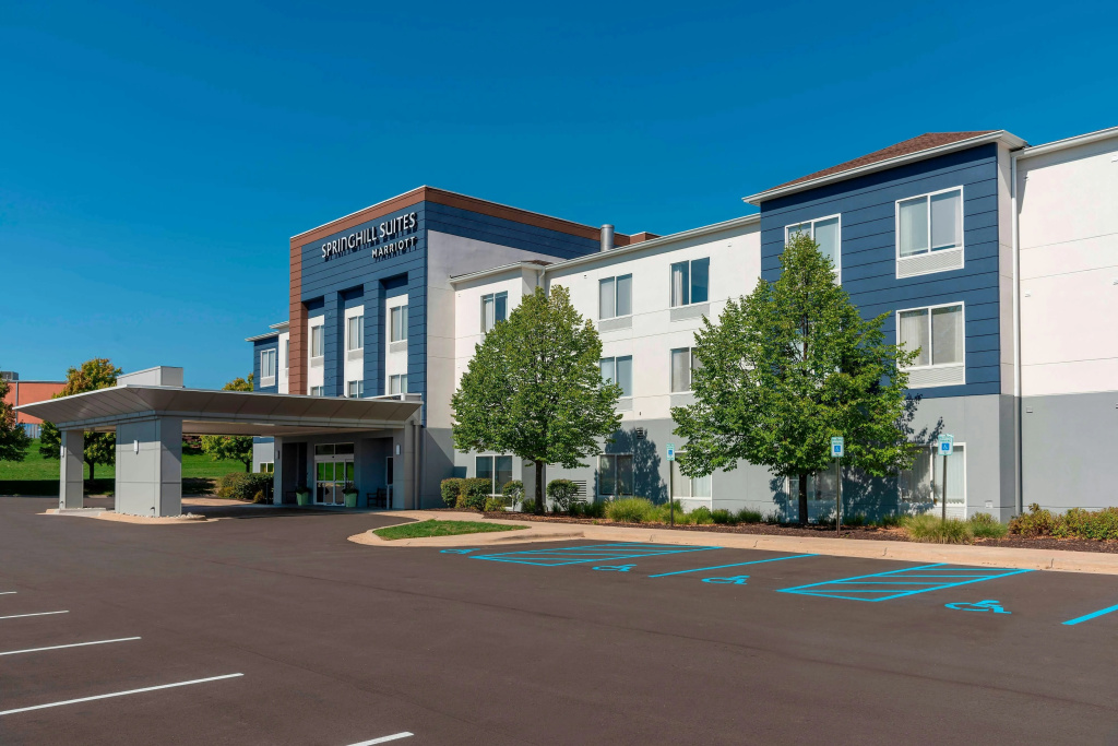 photo 1 of SpringHill Suites by Marriott Grand Rapids North