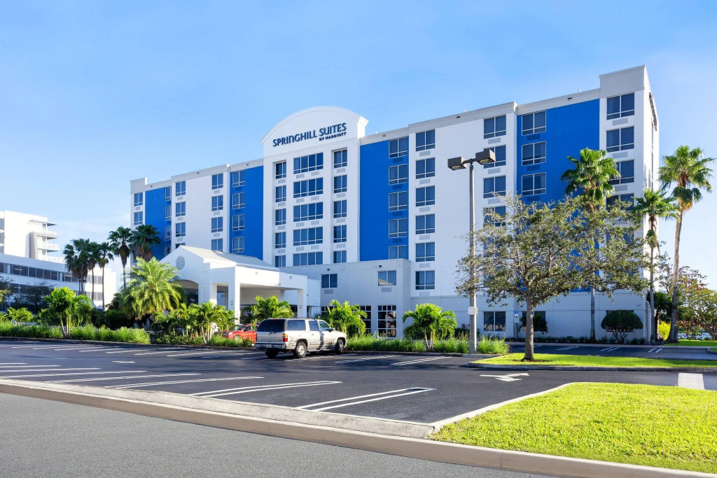 photo 1 of SpringHill Suites by Marriott Miami Airport South Blue Lagoon Area