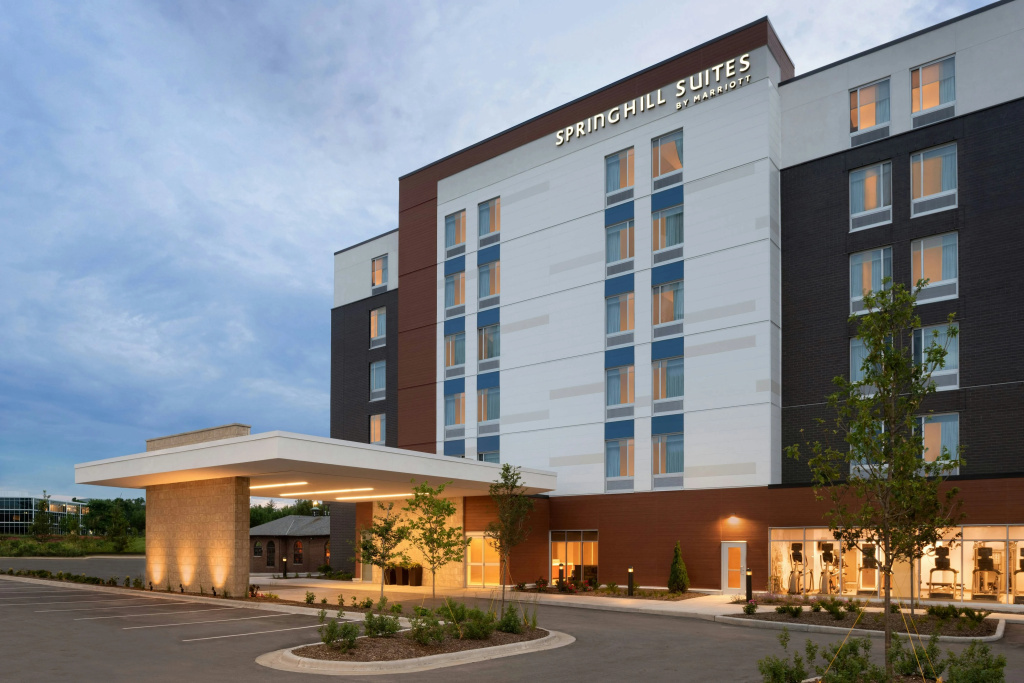 photo 1 of SpringHill Suites by Marriott Milwaukee West/Wauwatosa