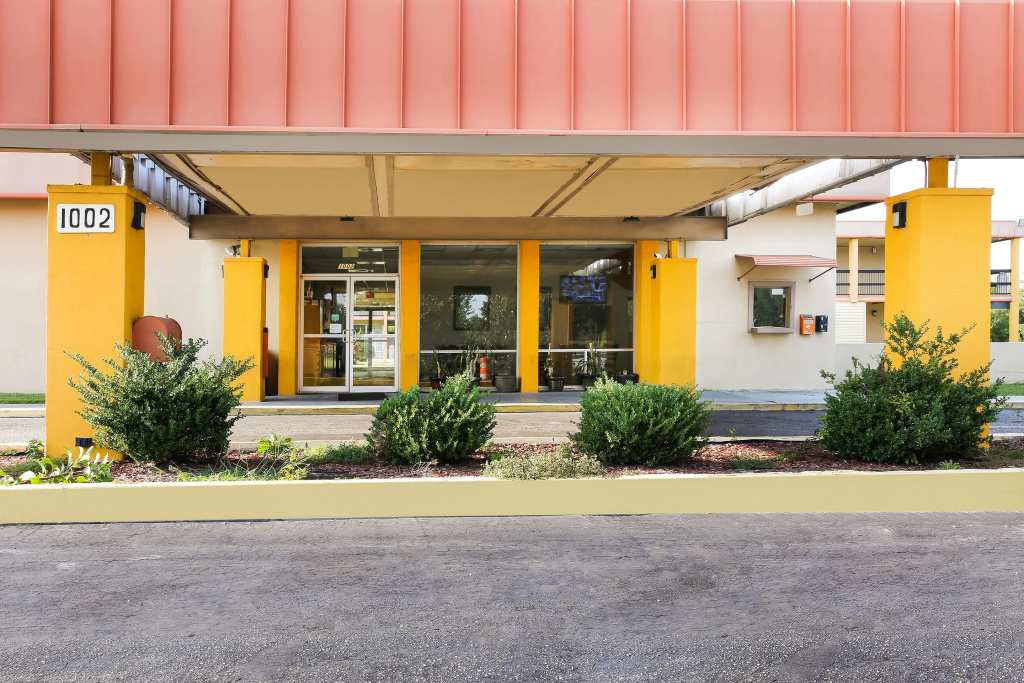 photo 1 of SPRINGWOOD HOTEL, Opelika I-85 Columbus Pkwy