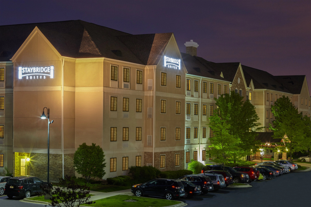 photo 1 of Staybridge Suites Chicago - Glenview by IHG