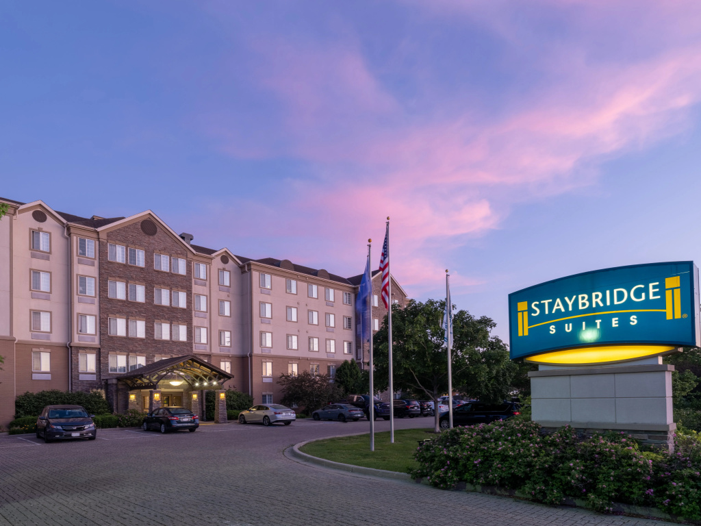 photo 1 of Staybridge Suites Milwaukee Airport South by IHG