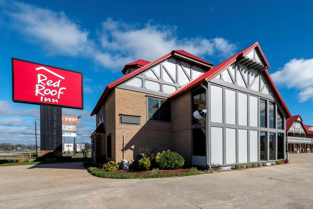 photo 1 of Red Roof Inn Monroe