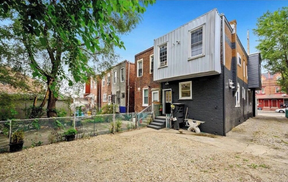photo 1 of Stylish 4 Bedroom Home Near Philadelphia