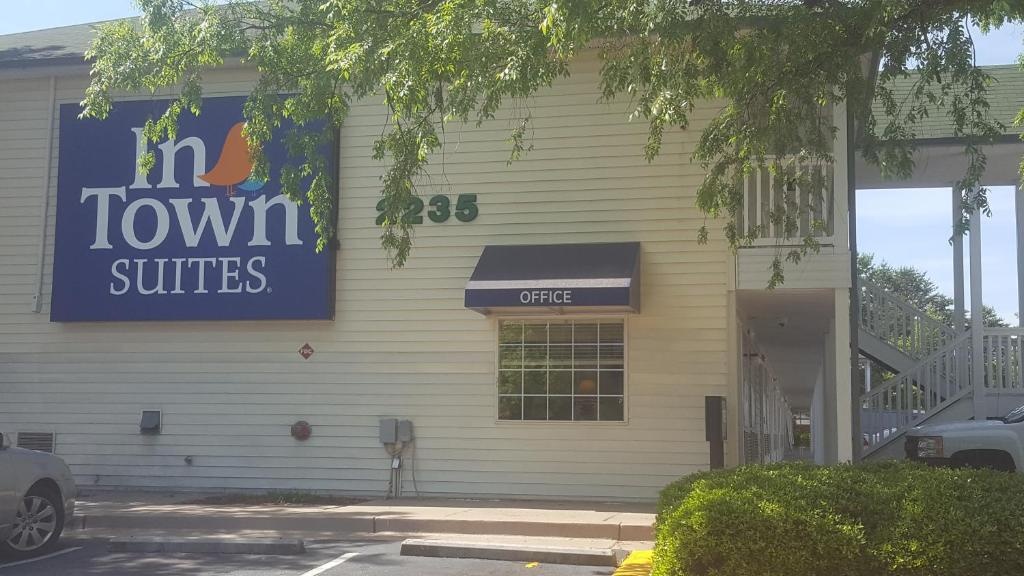photo 1 of InTown Suites Extended Stay Select Atlanta GA – Morrow