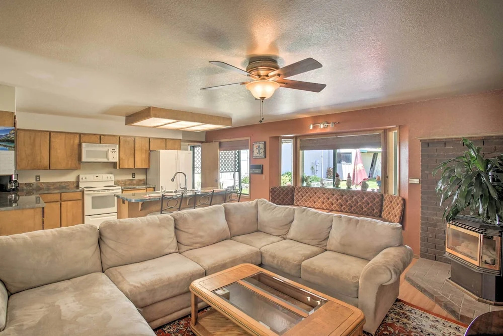 photo 1 of Sunny Home w/ Patio < 10 Mi to Lake Coeur D'alene