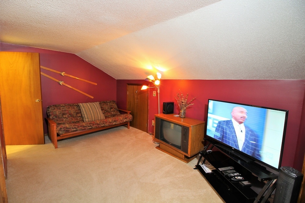 photo 1 of Sunset Lodge by RedAwning