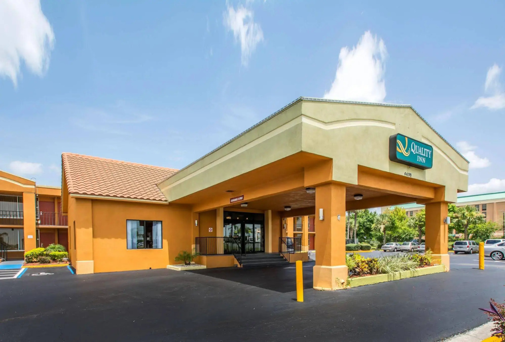 photo 1 of Quality Inn Davenport - Maingate South