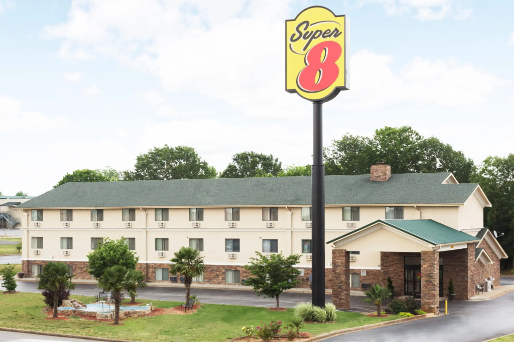 photo 1 of Super 8 by Wyndham Anderson/Clemson Area