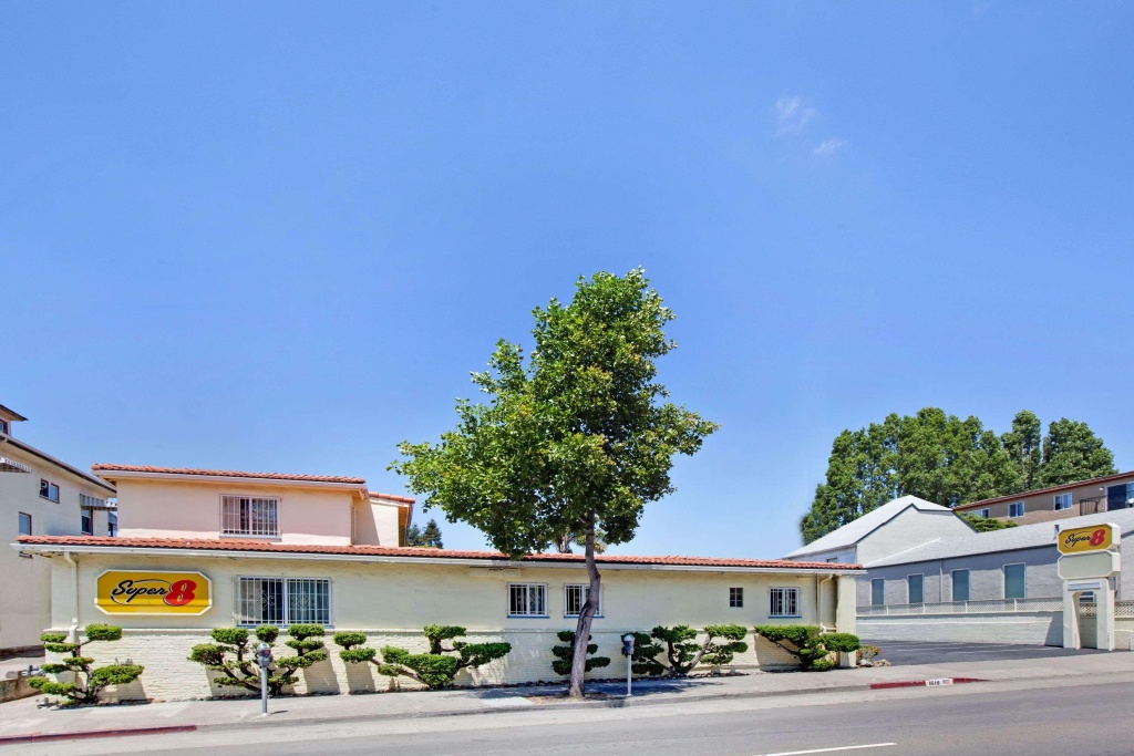 photo 1 of Super 8 By Wyndham Berkeley