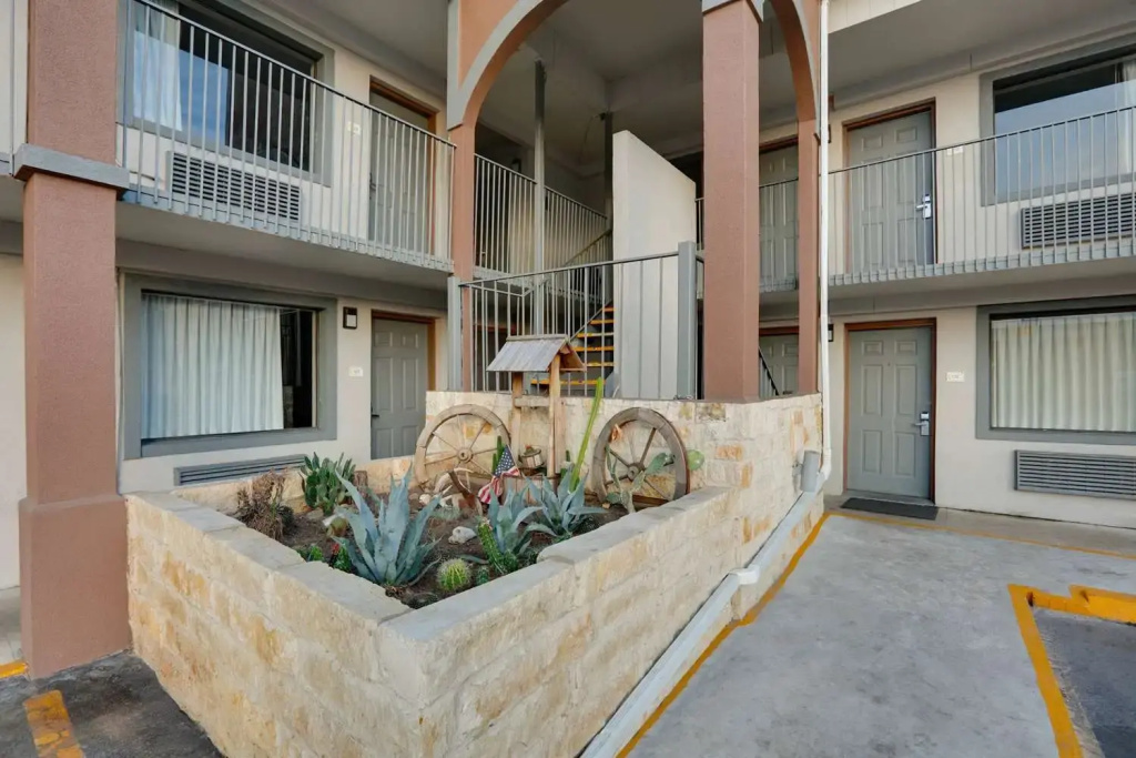 photo 1 of Super 8 by Wyndham San Antonio Downtown/Alamo